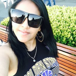 Meet your Posher, Beatriz